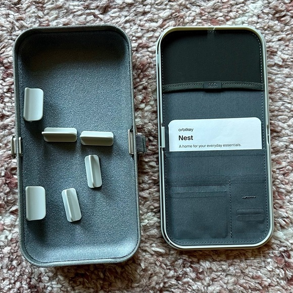 Orbitkey Nest Portabke Desk Organizer & Wireless Charger - Picture 2 of 3